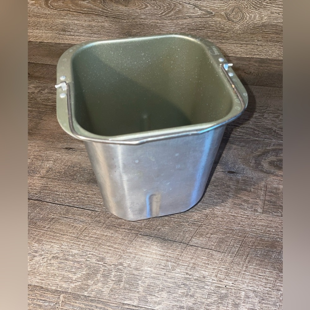 Regal Kitchen Bread Maker Machine Pan W/ Paddle Model K6732 Replacement